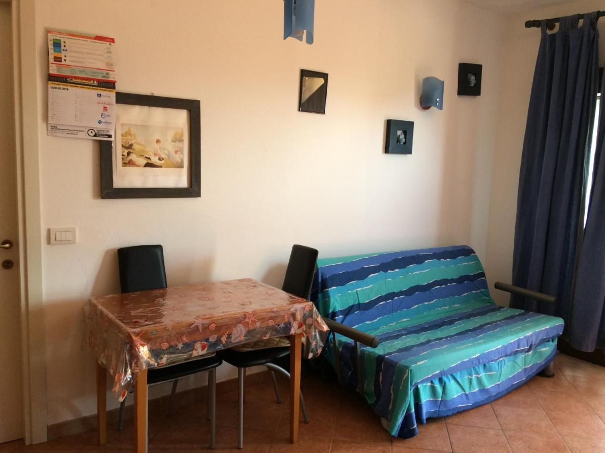 Airport by feet vicino a piedi-Port-Commercial Center-50mq-Balcony sea view-per metà rimborsabile&possibile upgrade gratis Olbia Esterno foto